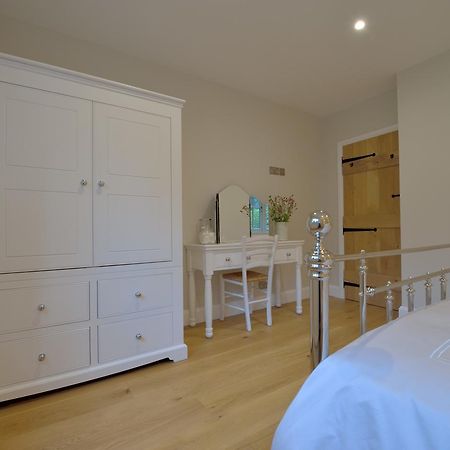 Pippin Heath House B&B โฮลท์ ภายนอก รูปภาพ