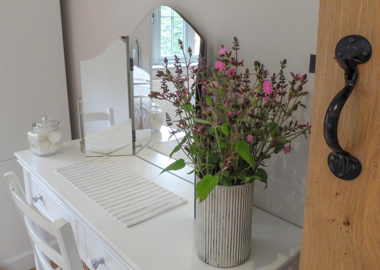 Pippin Heath House B&B โฮลท์ ภายนอก รูปภาพ